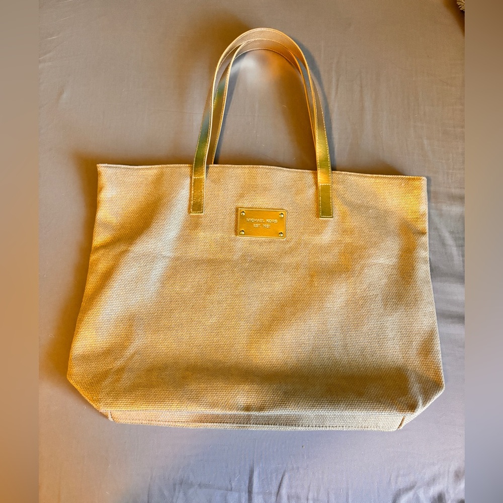 Michael Kors tote bag. Metallic dusted gold.